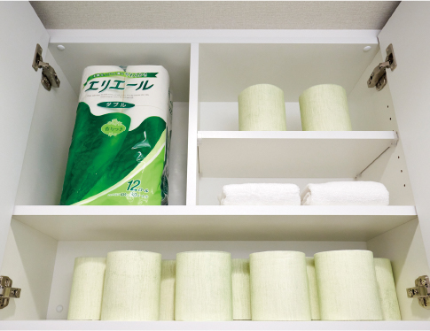 トイレ吊戸棚