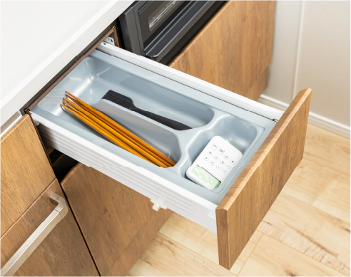 カトラリー収納